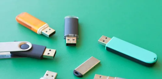 Come proteggere i dati di una chiavetta USB - Guida completa