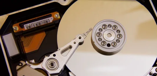 Come funziona un Hard Disk - Guida completa