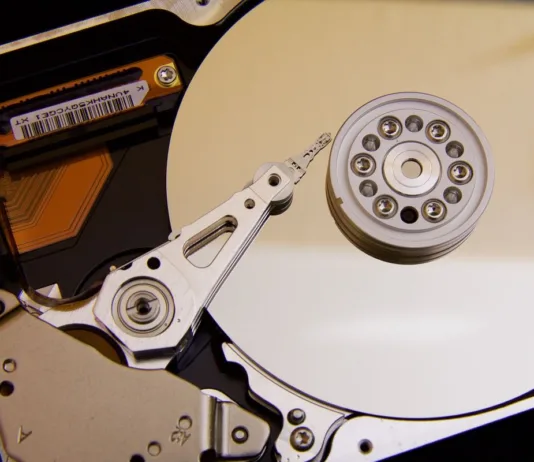 Come funziona un Hard Disk - Guida completa